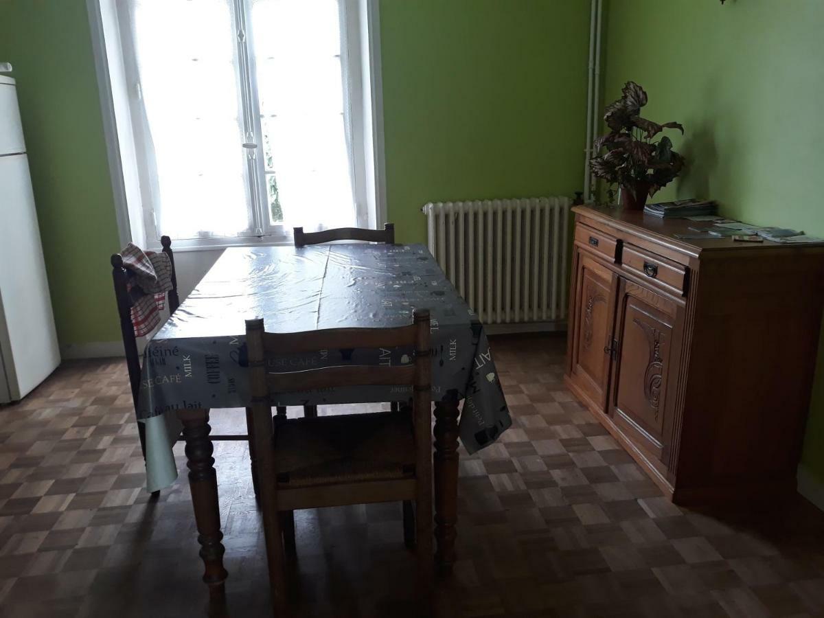 Chambre 1 Martine Hamadou Apartman Questembert Kültér fotó